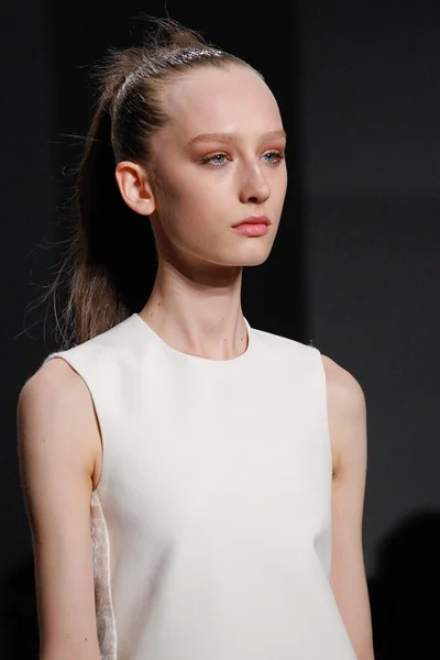 Look 34
